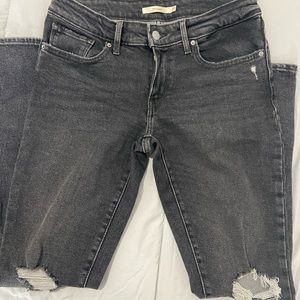 Levi’s 711 Skinny Jeans